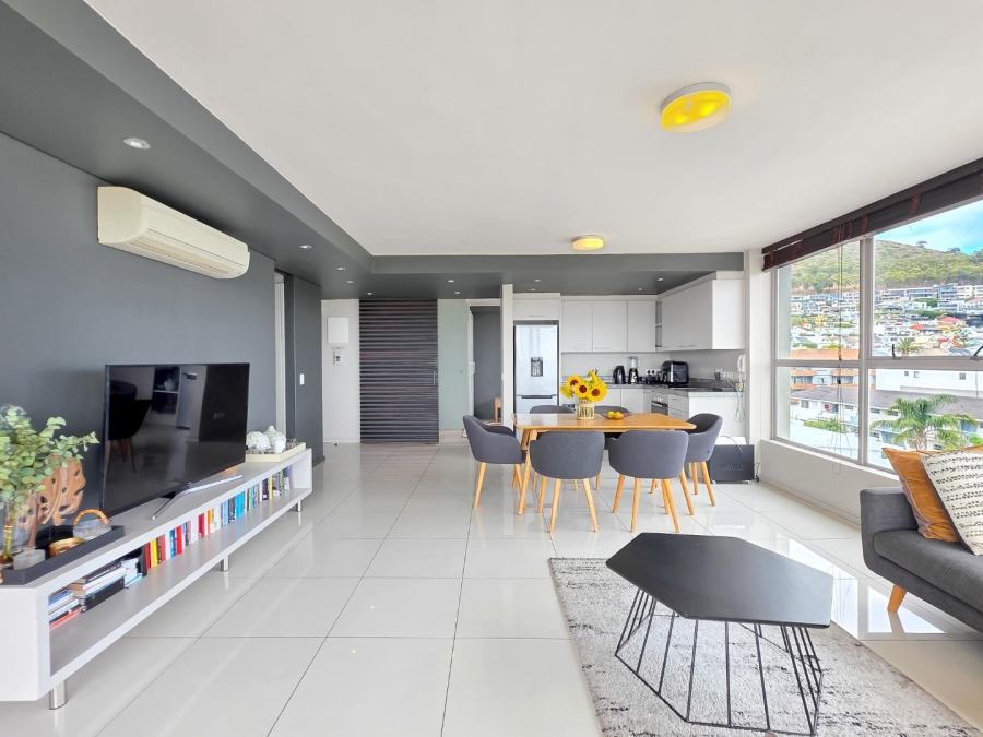 2 Bedroom Property for Sale in Green Point Western Cape